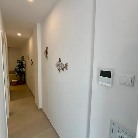 New Casa Raton Central, Pool, Wifi, Parking, Evcharger Daire