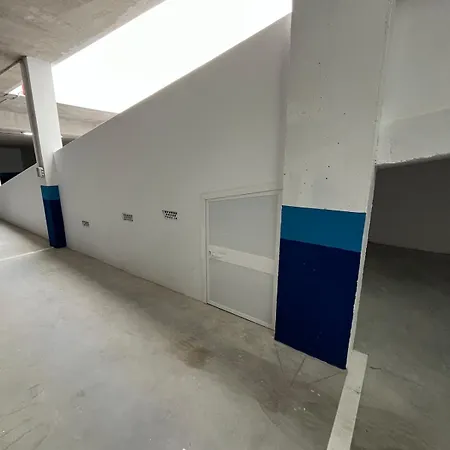 New Casa Raton Central, Pool, Wifi, Parking, Evcharger *