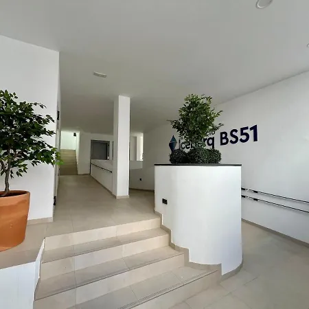 New Casa Raton Central, Pool, Wifi, Parking